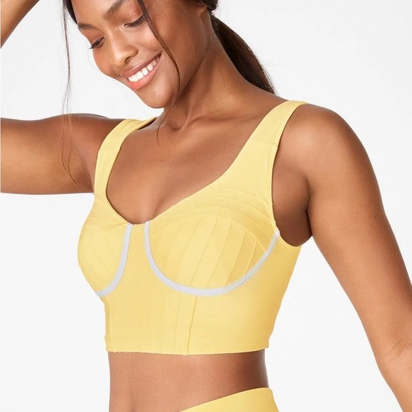 Fabletics Tops - Fabletics Nova Low Impact Sports Bra Top Size Small